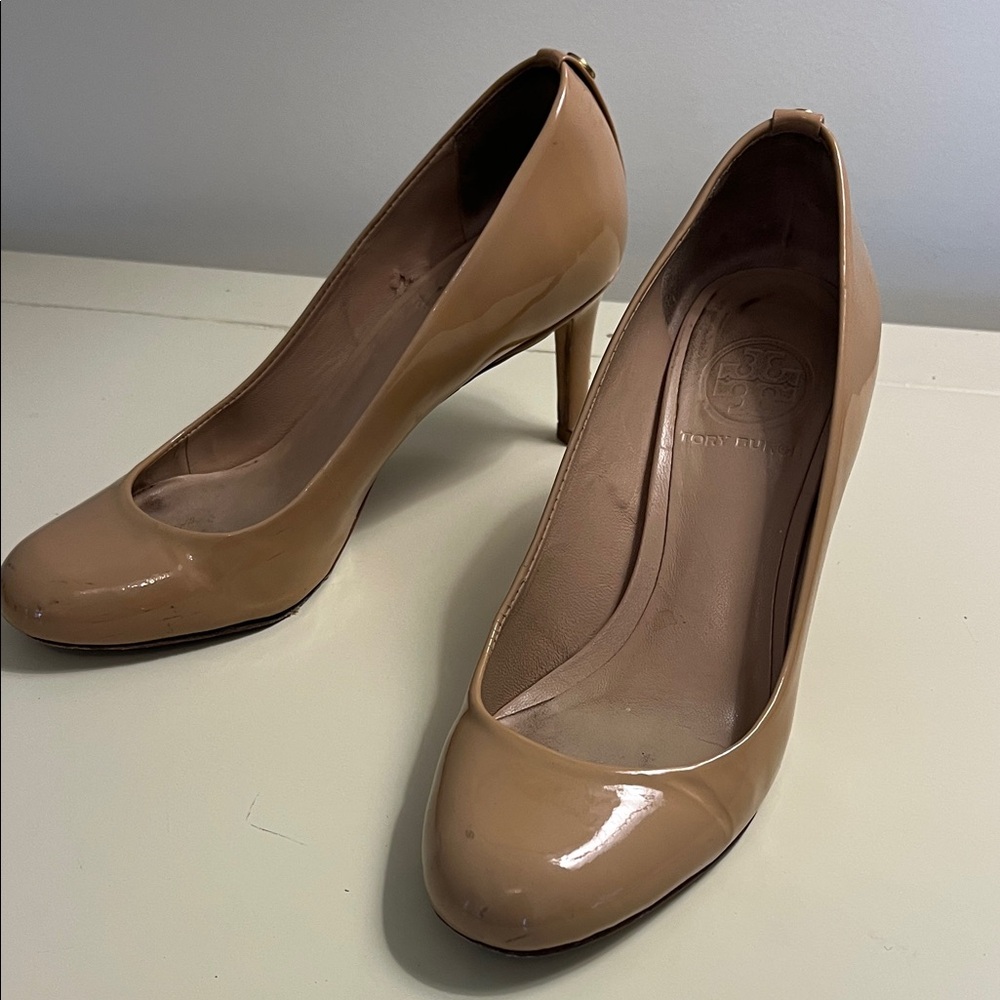 Tory Burch Elegant Tan High Heels